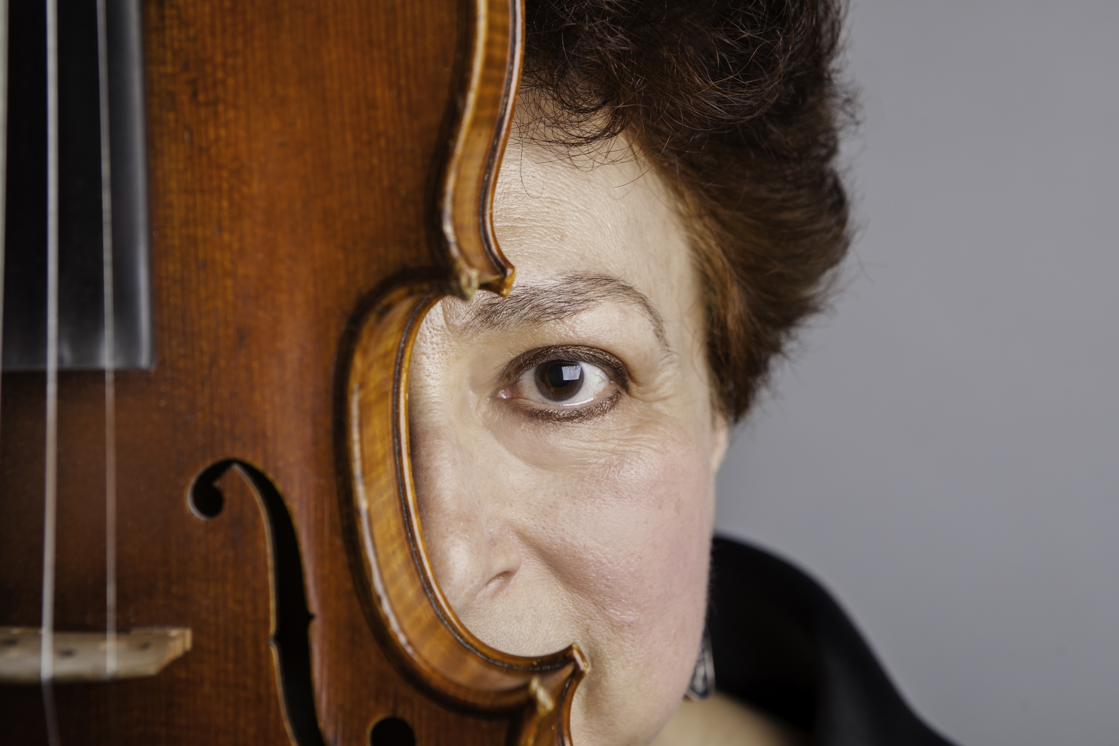 Dr. Vera Rubin with her violin